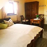 Siedlisko Nad Miedwiem Bed and Breakfast Stargard Szczeciński
