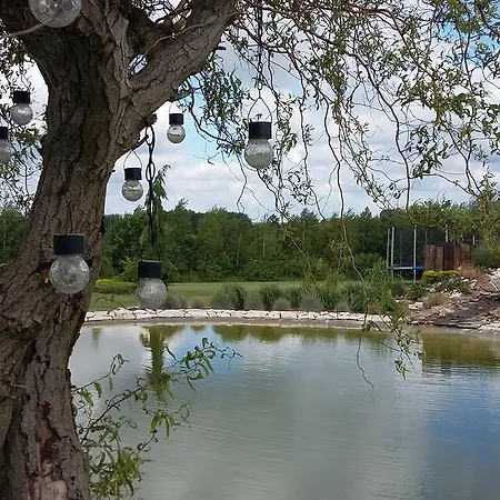 Siedlisko Nad Miedwiem ベッド・アンド・ブレックファスト